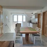 Szandra Apartmanhaz شقة