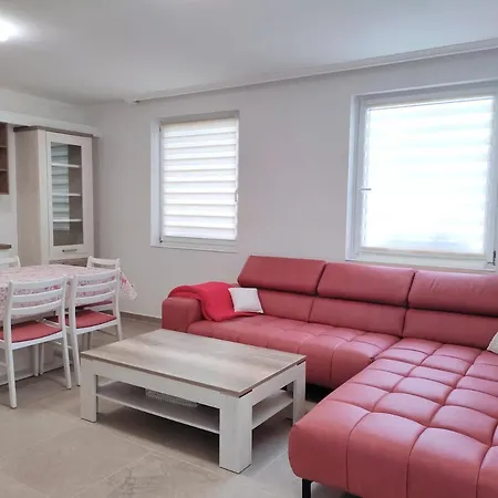 Szandra Apartmanhaz * Gyenesdiás