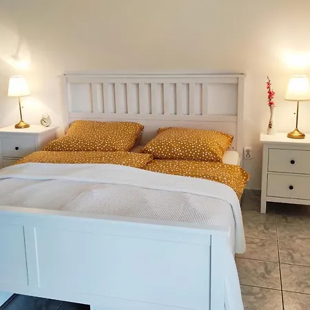 Szandra Apartmanhaz * Gyenesdiás