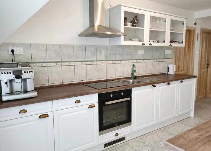 Szandra Apartmanhaz דירה