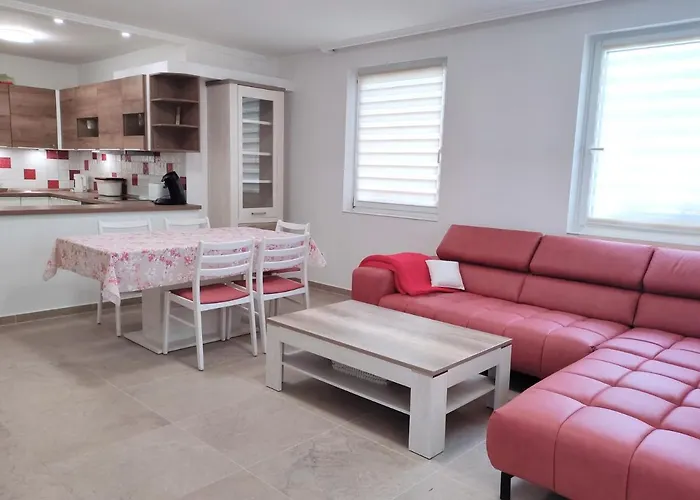 Szandra Apartmanhaz * Gyenesdiás