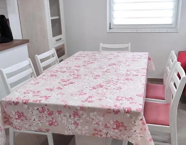 דירה Szandra Apartmanhaz