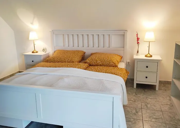 Szandra Apartmanhaz * Gyenesdiás